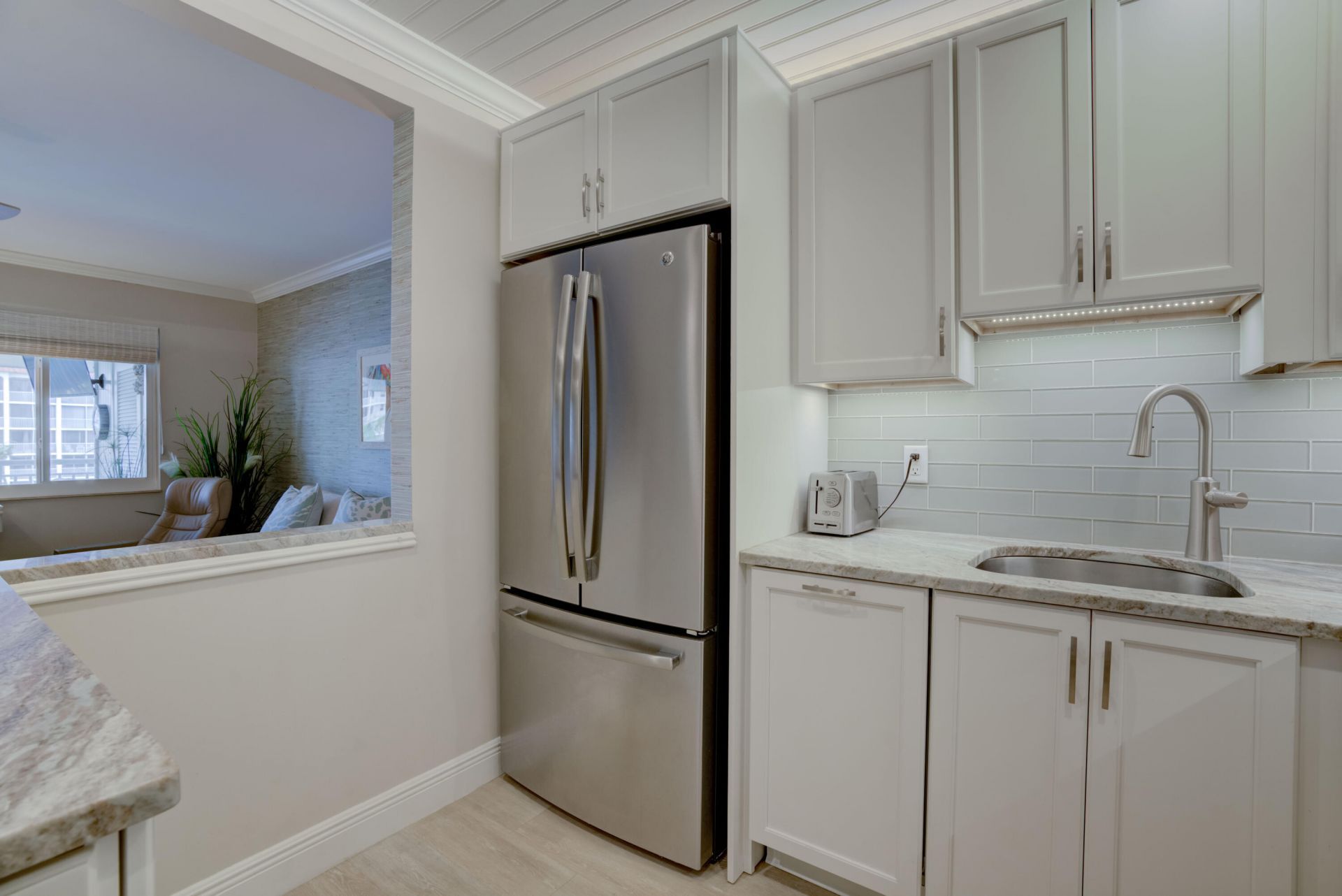 111 Shore Court, Unit 305, North Palm Beach, FL 33408 Photo