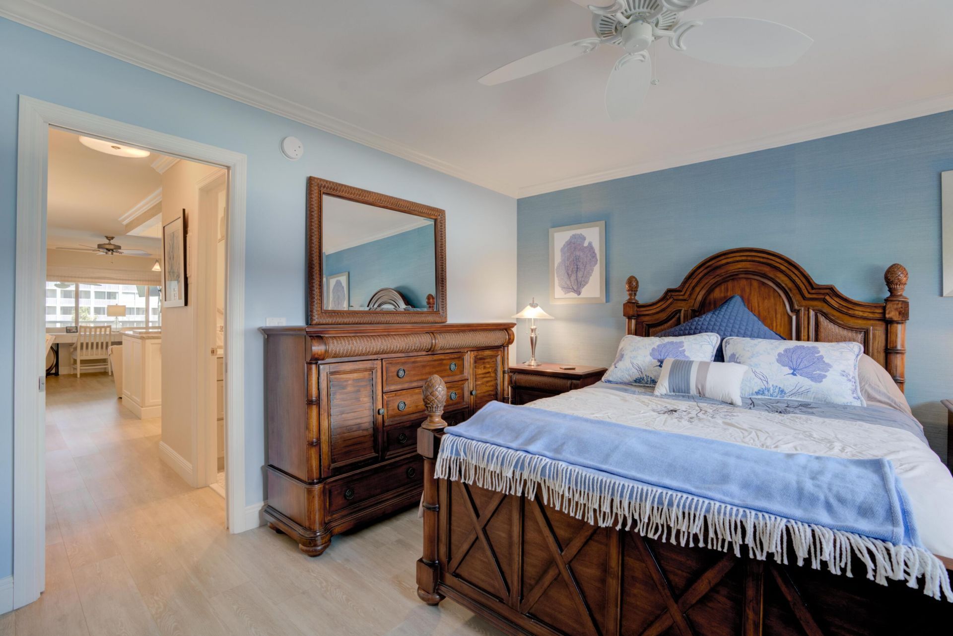 111 Shore Court, Unit 305, North Palm Beach, FL 33408 Photo