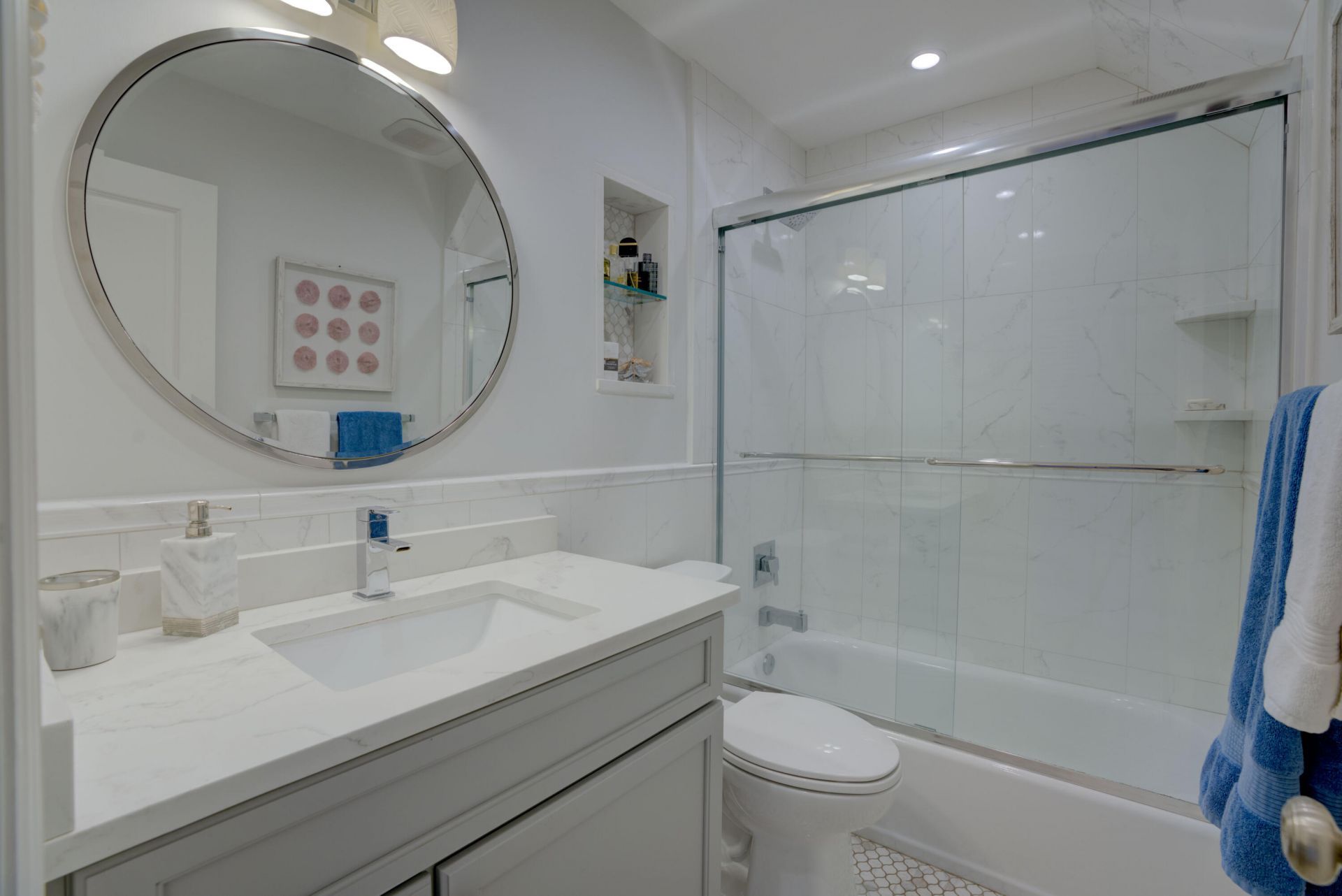 111 Shore Court, Unit 305, North Palm Beach, FL 33408 Photo