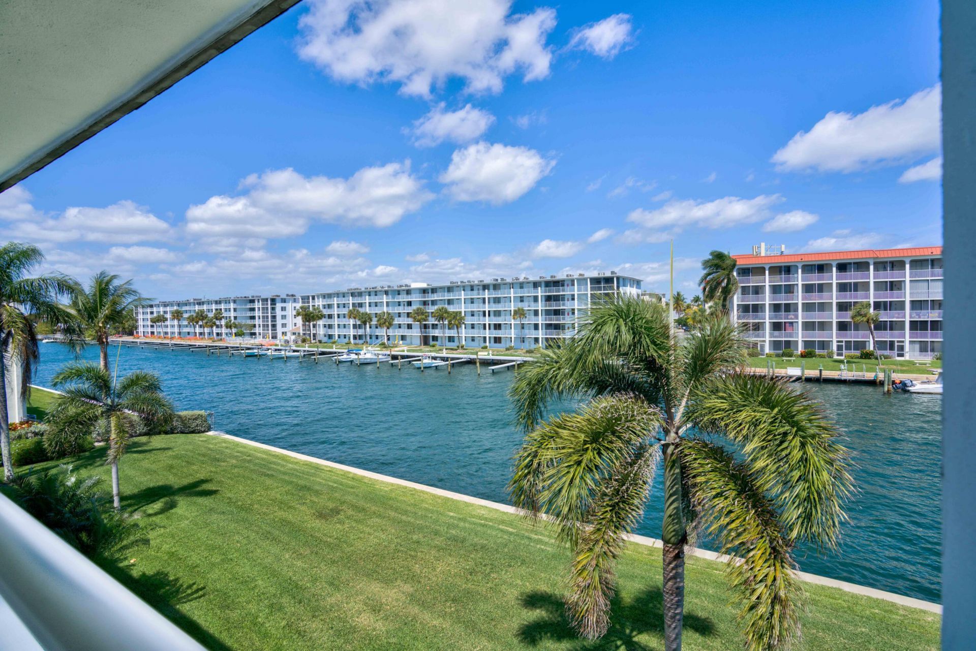 111 Shore Court, Unit 305, North Palm Beach, FL 33408 Photo