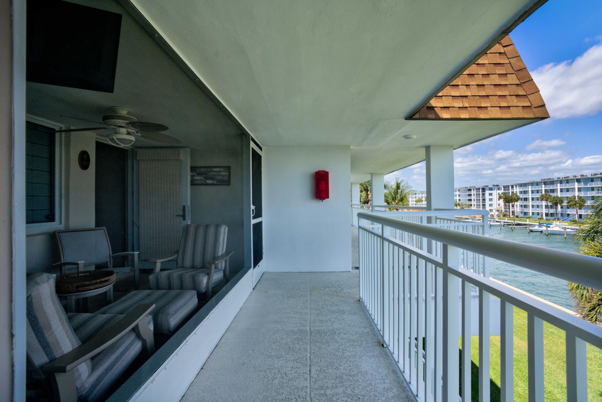 111 Shore Court, Unit 305, North Palm Beach, FL 33408 Photo