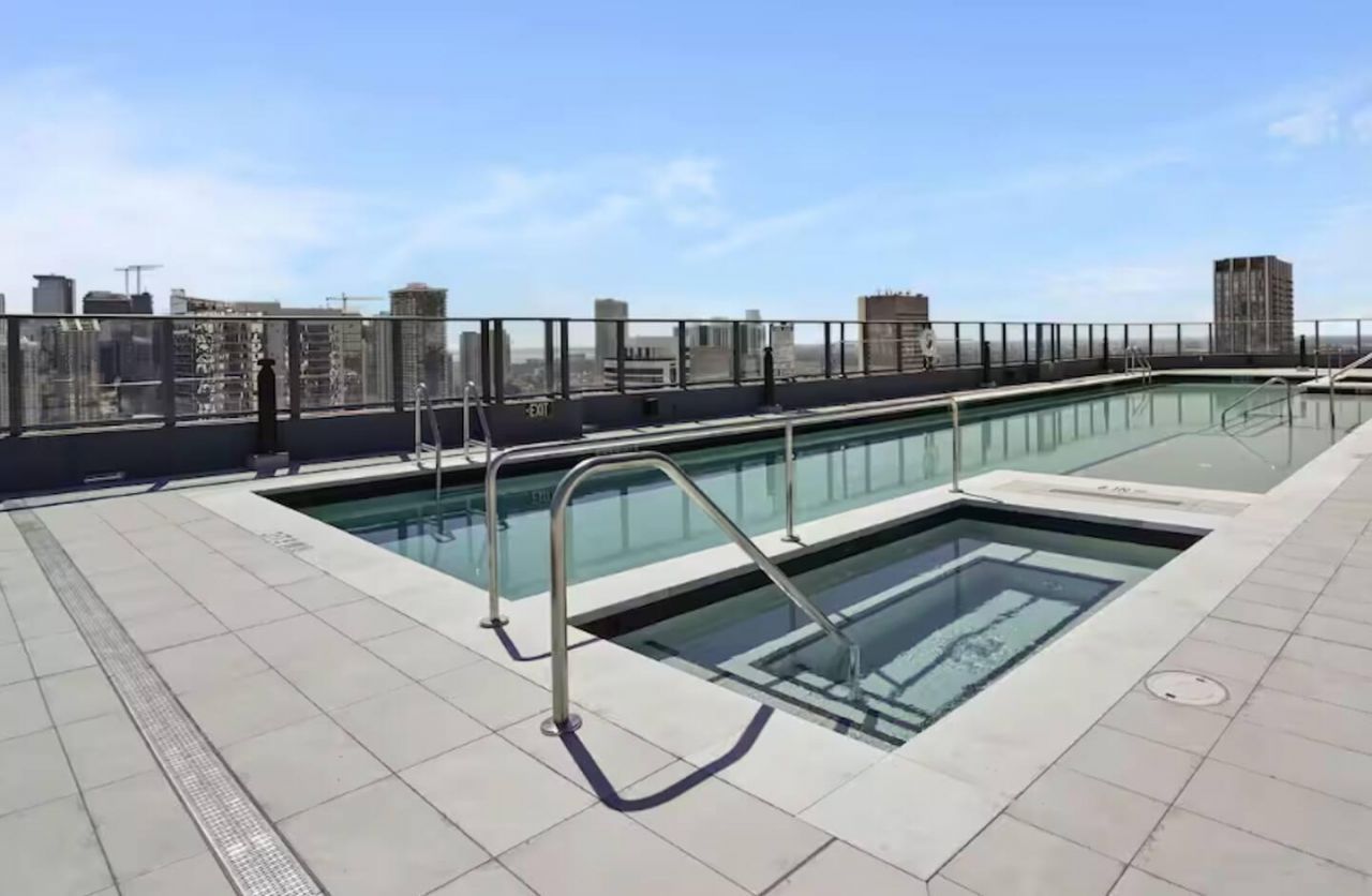 121 NE 5th Street, Unit 1506, Miami, FL 33132 Photo