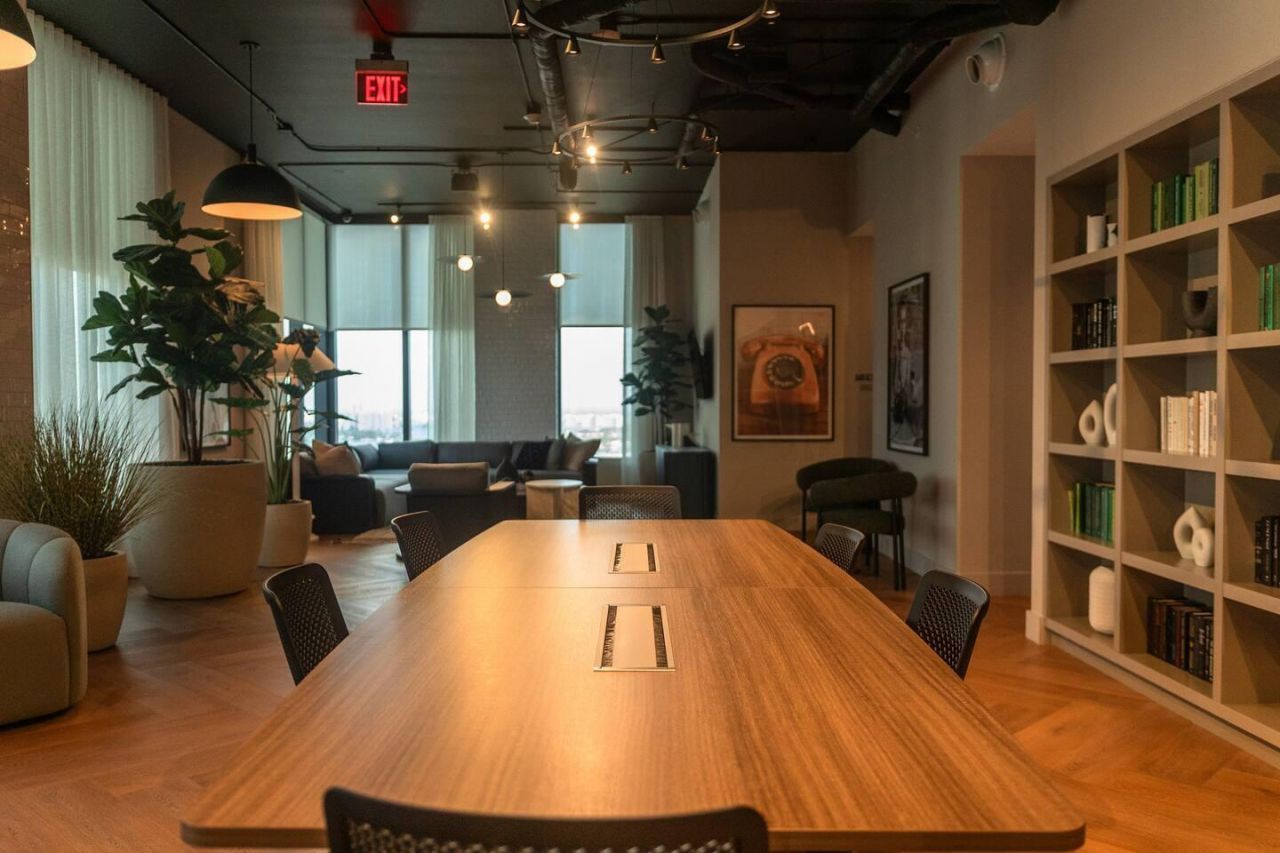 121 NE 5th Street, Unit 1506, Miami, FL 33132 Photo