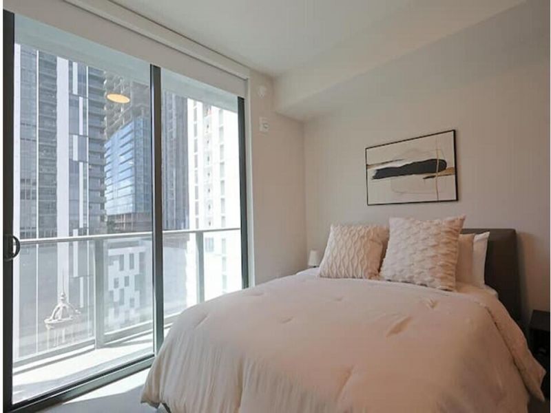 121 NE 5th Street, Unit 1506, Miami, FL 33132 Photo