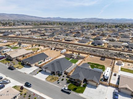 712 Hallow Pointe Drive, Sparks, NV 89441 Photo