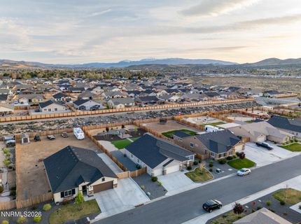 712 Hallow Pointe Drive, Sparks, NV 89441 Photo