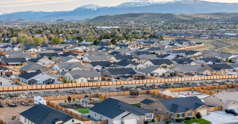 712 Hallow Pointe Drive, Sparks, NV 89441 Photo