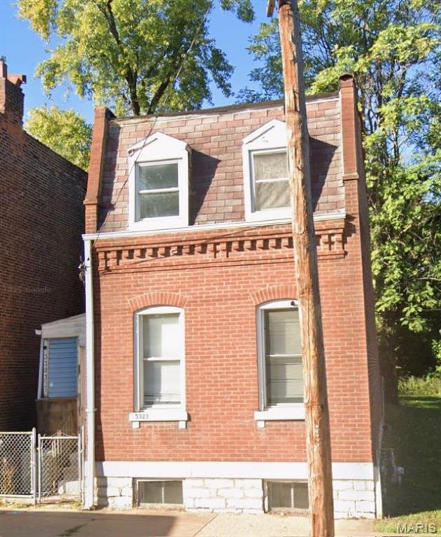 3323 N 19th Street, Saint Louis, MO 63107 Main Photo
