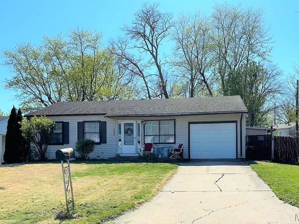 1432 San Salvador Drive, Unincorporated, MO 63138