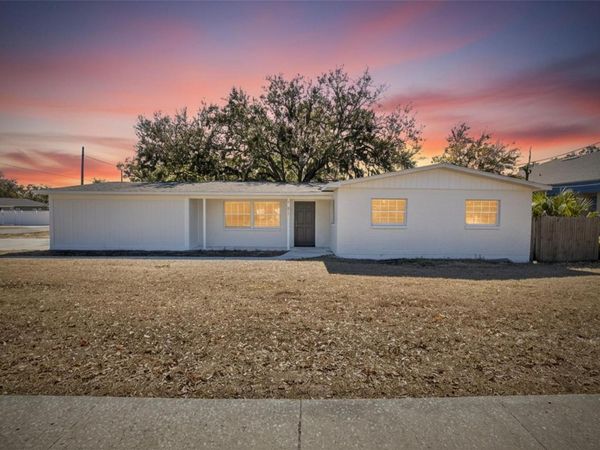 311 NE 5TH STREET , MULBERRY, FL 33860