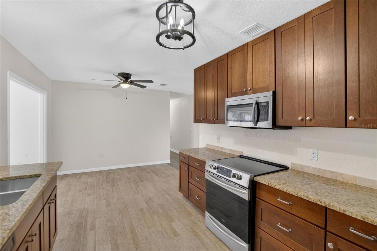 311 NE 5th Street, Mulberry, FL 33860 Photo