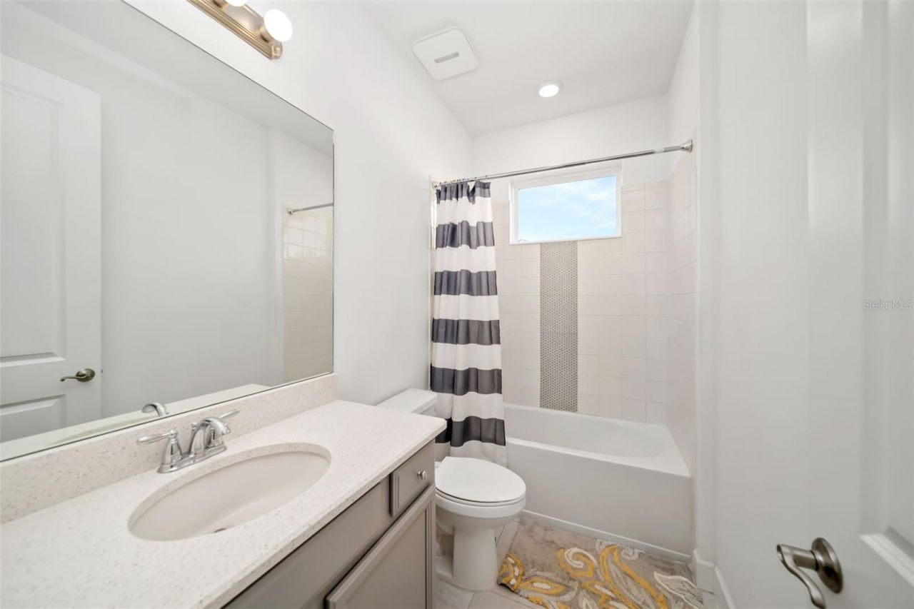 4520 Pond Brook Court, Lakewood Ranch, FL 34211 Photo