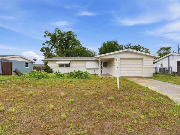 1039 CLAIRBORNE STREET , HOLIDAY, FL 34690