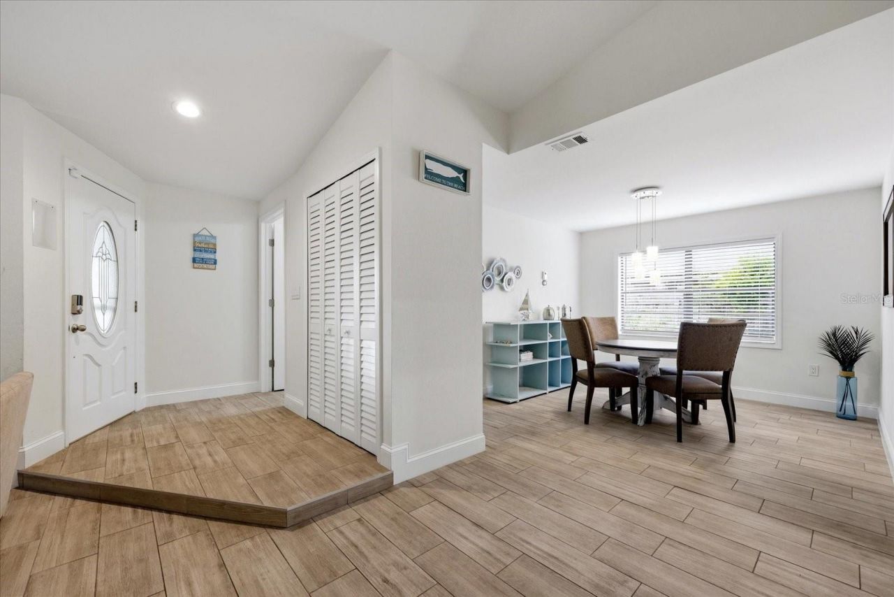 10975 96th Street , Largo, FL 33773 Photo