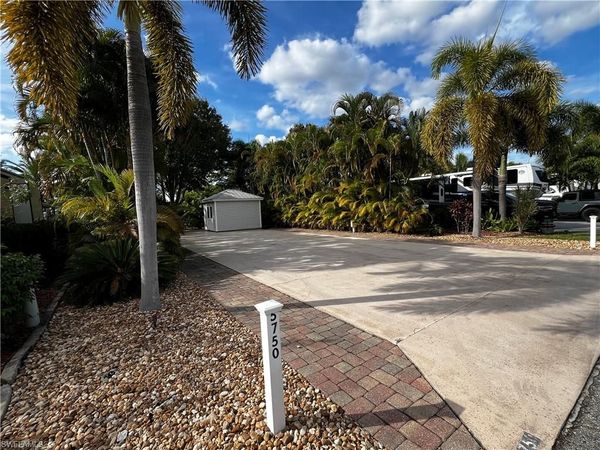 5750 Burrwood CT , FORT MYERS, FL 33905