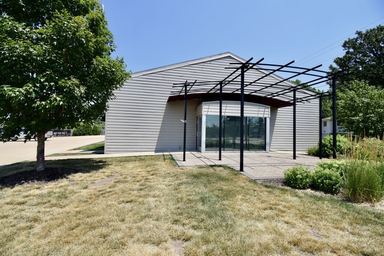 208 Parkinson Street , Normal, IL 61761 Main Photo