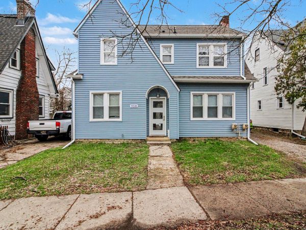 958 W Cross Street, Ypsilanti, MI 48197