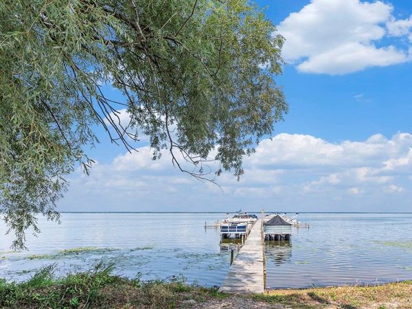 5968 W Houghton Lake Drive, Houghton Lake, MI 48629