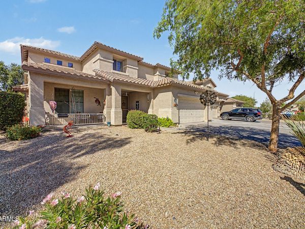 8636 W CINNABAR Avenue, Peoria, AZ 85345