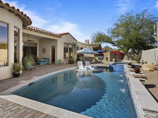 8084 E WINDWOOD Lane, Scottsdale, AZ 85255