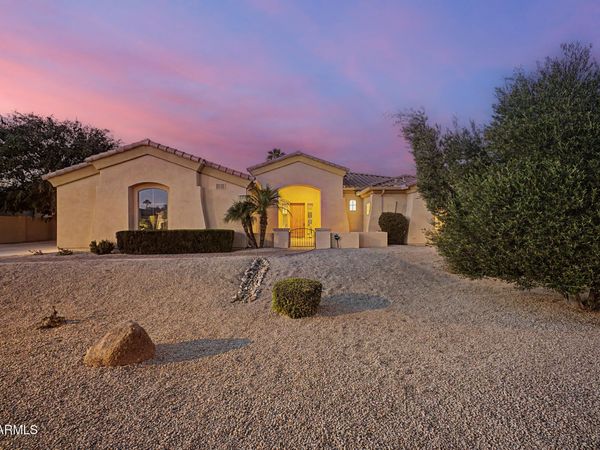 652 E BUENA VISTA Drive, Chandler, AZ 85249