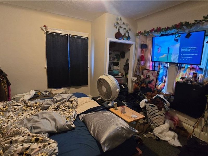 543 E 108th , Cleveland, OH 44108 Photo 9