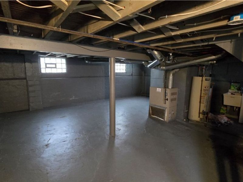 11105 Revere Avenue , Cleveland, OH 44105 Photo 18