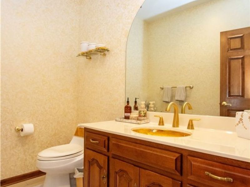 1960 Autumn Run , Wooster, OH 44691 Photo 17