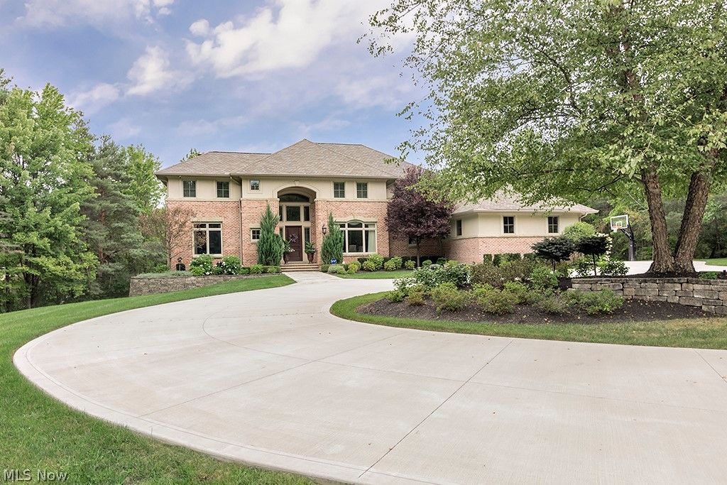 104 Partridge Lane, Hunting Valley, OH 44022