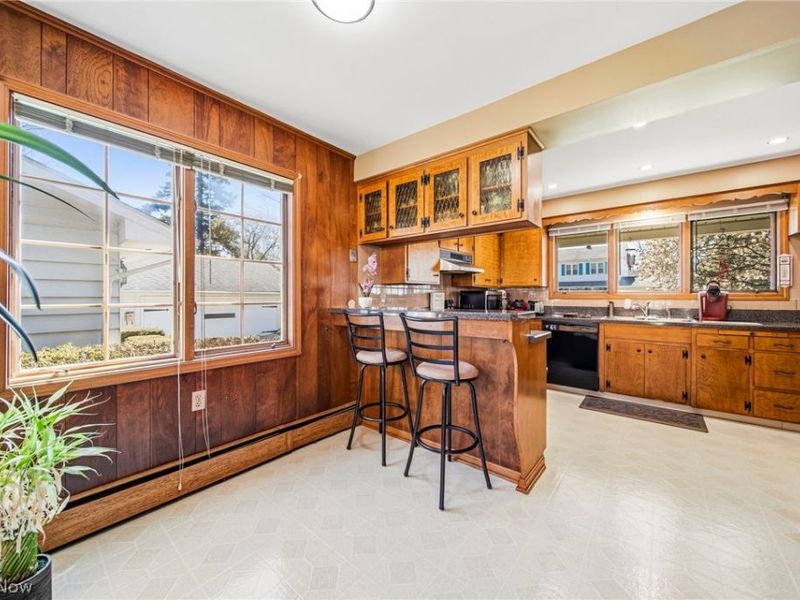 131 E 194th Street , Euclid, OH 44119 Photo 13