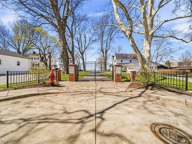 131 E 194th Street, Euclid, OH 44119 Photo 38