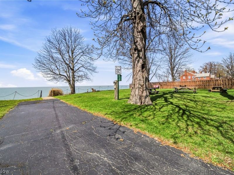 131 E 194th Street, Euclid, OH 44119 Photo 40