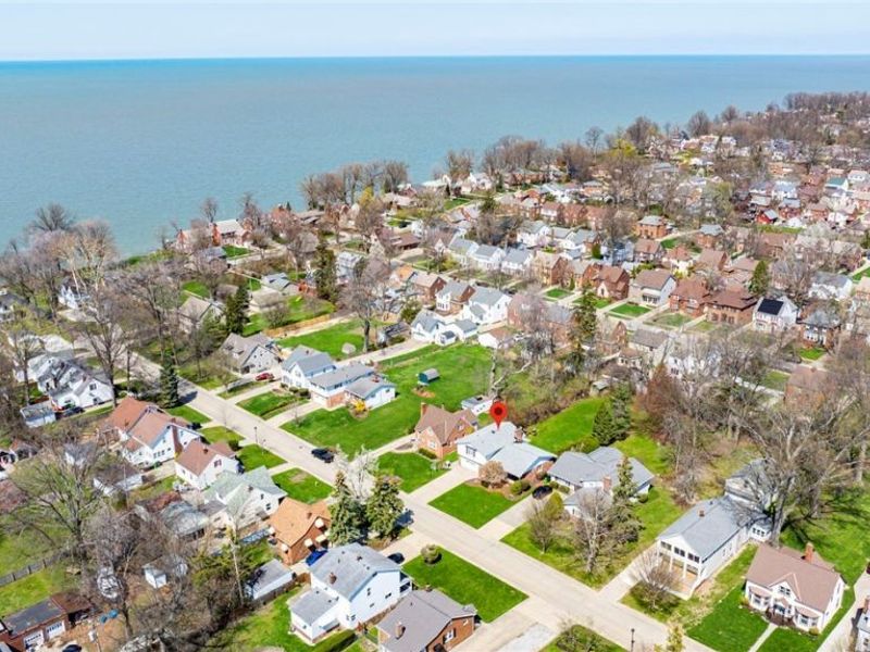 131 E 194th Street, Euclid, OH 44119 Photo 5