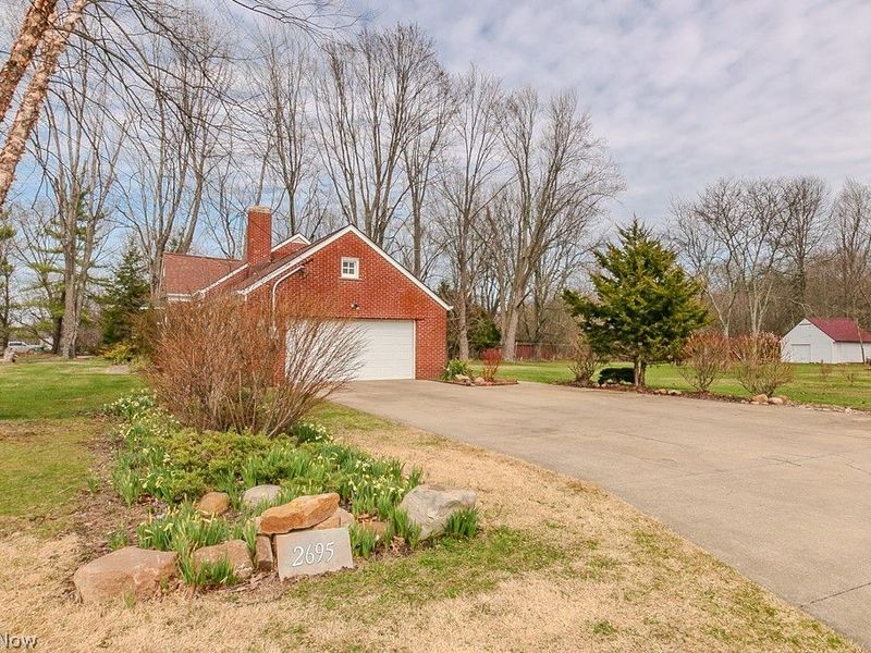 2695 River Road, Willoughby Hills, OH 44094 Photo 24