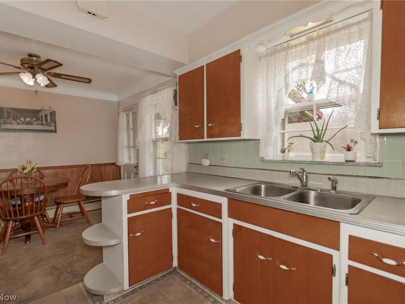 2695 River Road, Willoughby Hills, OH 44094 Photo 8