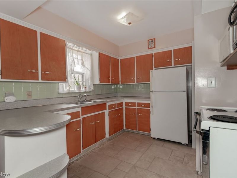 2695 River Road, Willoughby Hills, OH 44094 Photo 9