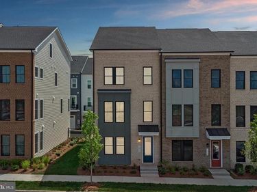 13922 AVIATION PLACE, HERNDON, VA 20171