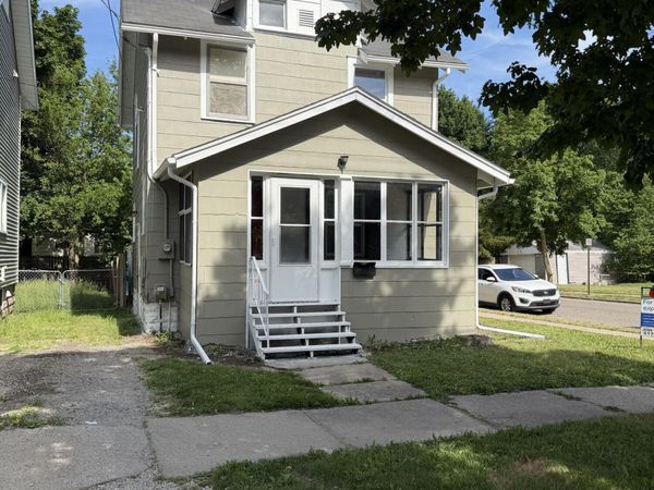 537 Lathrop Street, Lansing, MI 48912