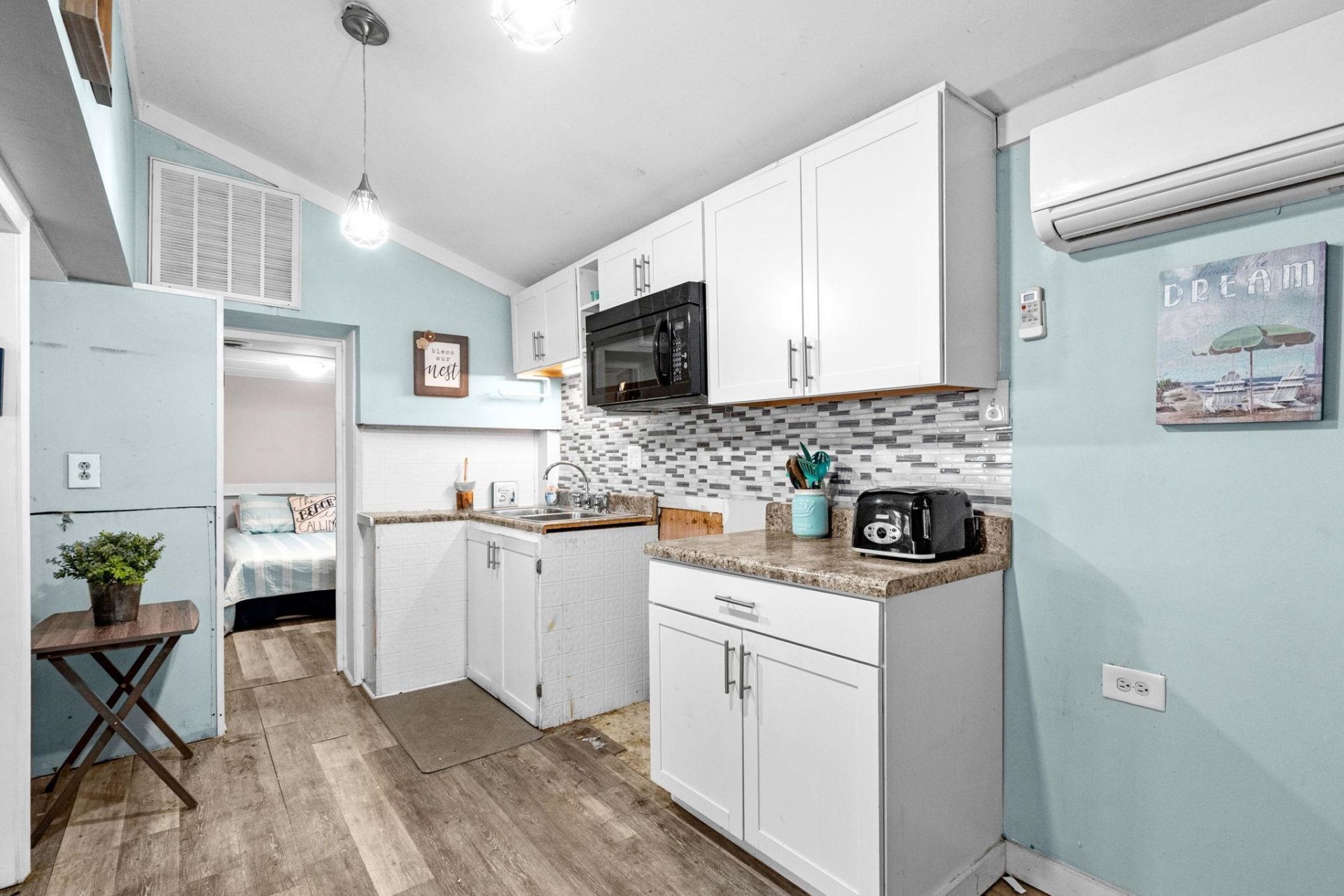 6001 1211 South Kings Hwy. Photo 12