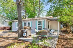 6001 1211 South Kings Hwy. photo 4