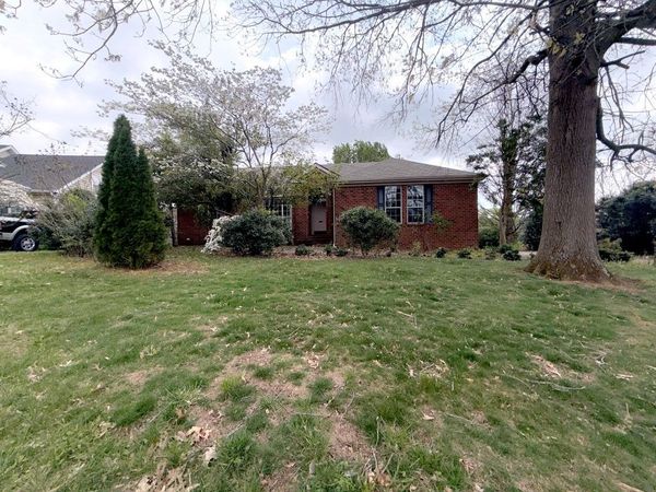 4825 Morgan Dr, Old Hickory, TN 37138