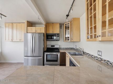 280 Island Avenue, Unit APT 403, Reno, NV 89501 Photo