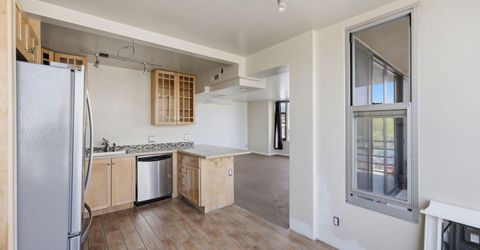 280 Island Avenue, Unit APT 403, Reno, NV 89501 Photo