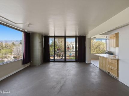 280 Island Avenue, Unit APT 403, Reno, NV 89501 Photo