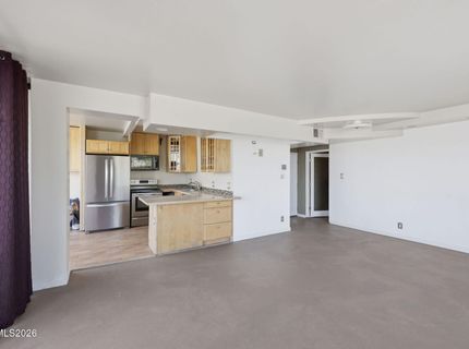 280 Island Avenue, Unit APT 403, Reno, NV 89501 Photo