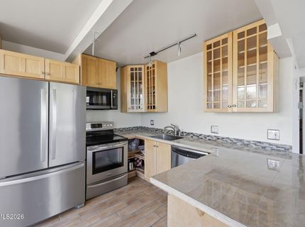 280 Island Avenue, Unit APT 403, Reno, NV 89501 Photo