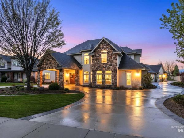 7095 S Pear Blossom Way, Meridian, ID 83642