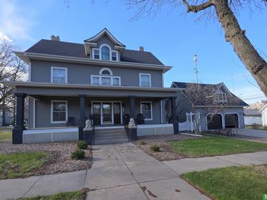 420 E 7th Street, York, NE 68467