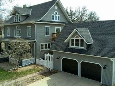 420 E 7th Street, York, NE 68467