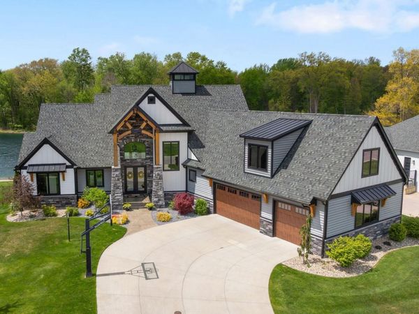 18455 Forest Glade Drive, South Bend, IN 46637
